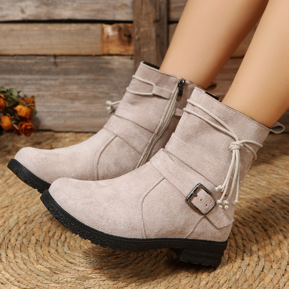 Side Zip Round Toe Boots 