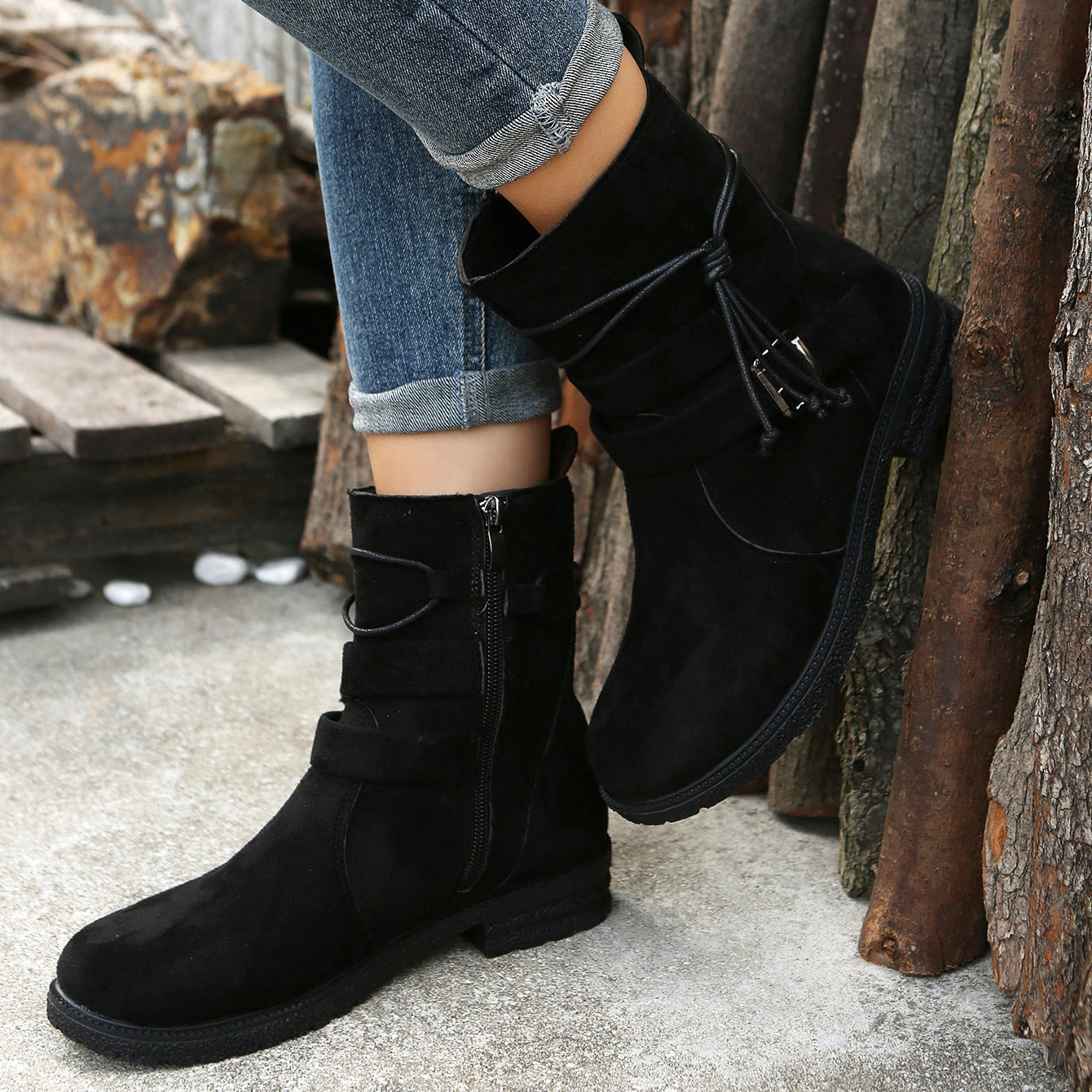 Side Zip Round Toe Boots