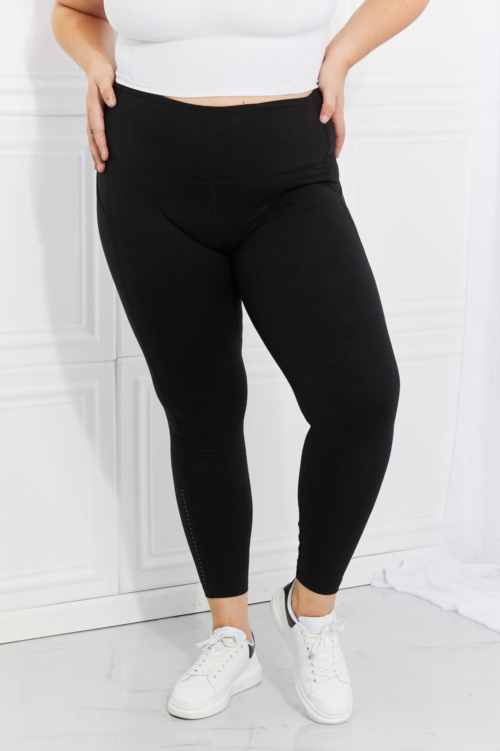 Leggings Depot Full Size Strengthen and Lengthen Reflective Dot Active Leggings